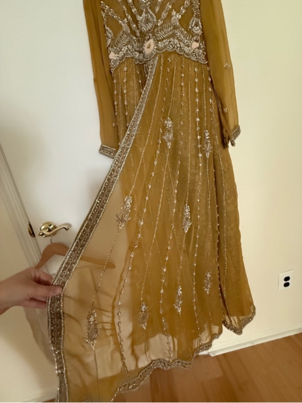 PAKISTANI DESIGNER CUSTOM FORMAL WEDDING DRESS INDIAN - Picture 9 of 14